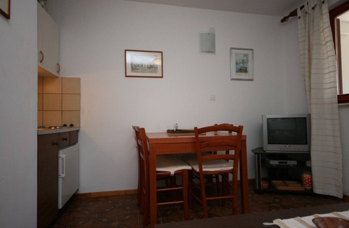 Mandre Apartment | One bedroom apartment with terrace and sea view Mandre, Pag (A-6474-a)