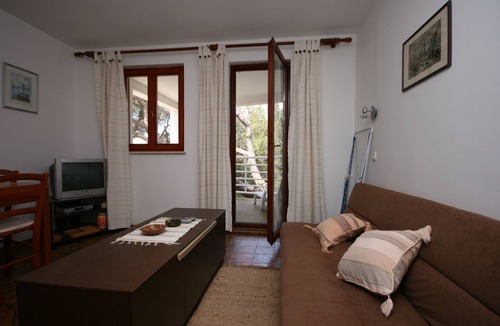 Mandre Apartment | One bedroom apartment with terrace and sea view Mandre, Pag (A-6474-a)