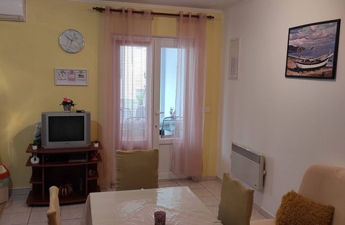 Mandre Apartment | One bedroom apartment with terrace Mandre, Pag (A-12125-a)