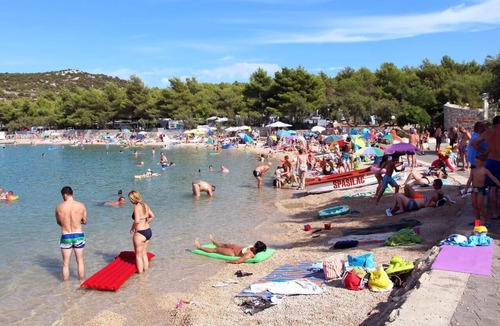 Tijesno Apartment | One bedroom apartment with terrace and sea view Tisno, Murter (A-5086-a)