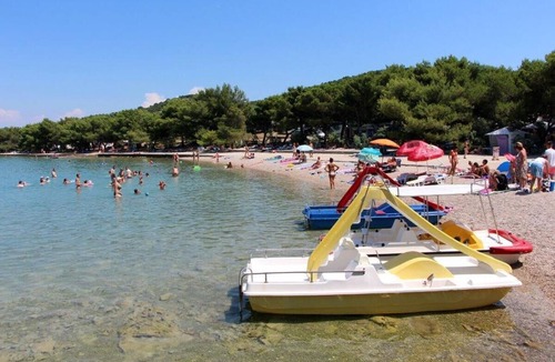 Tijesno Apartment | One bedroom apartment with terrace and sea view Tisno, Murter (A-5086-a)
