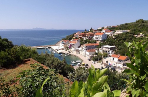 Zavalatica Apartment | One bedroom apartment with terrace and sea view Zavalatica, Korčula (A-11216-c)