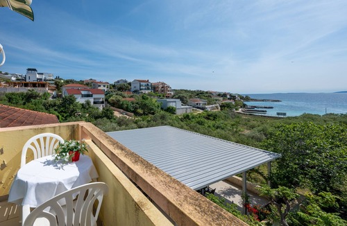 Jakisnica Apartment | One bedroom apartment with terrace and sea view Jakišnica, Pag (A-4053-c)