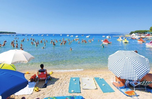 Banjol Apartment | One bedroom apartment with terrace Banjol, Rab (A-5071-a)