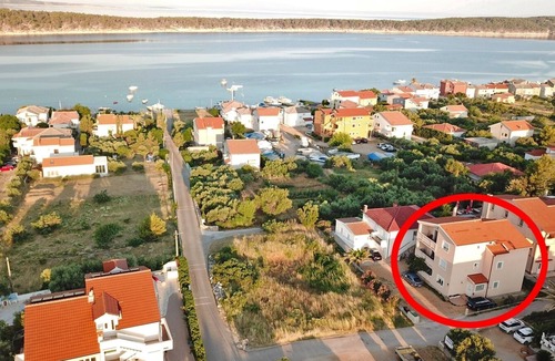 Barbat na Rabu Apartment | One bedroom apartment with balcony and sea view Barbat, Rab (A-14390-d)