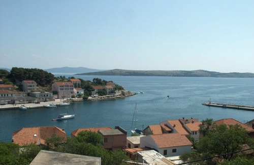 Island Dugi Otok Apartment | One bedroom apartment with terrace and sea view Sali, Dugi otok (A-890-d)