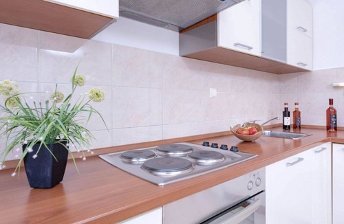 Vrboska Apartment | One Bedroom Luxury Apartment with Balcony and Sea View 1