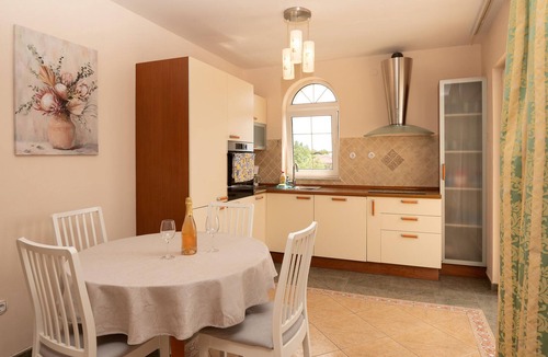 Klanfari Apartment | Pet friendly apartment in Dramalj