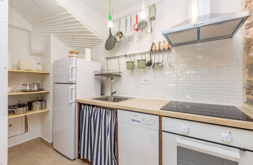 Brzac House | Pet-Friendly Holiday Home Mare with Pool – Perfect Family Retreat