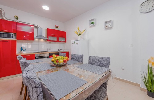 Banjevci House | Pet friendly home in Banjevci with WiFi