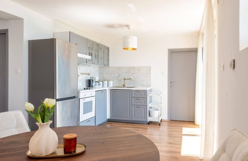 Bregi House | Pet friendly home in Bregi with house sea view