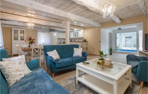 Otocac House | Pet Friendly Home In Otocac With Sauna