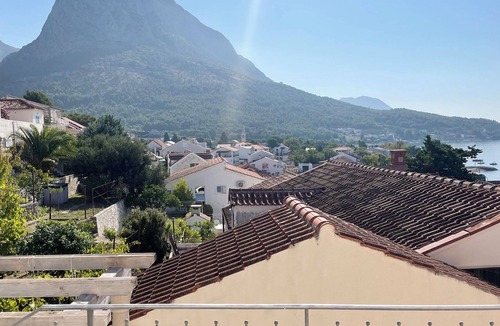 Zaostrog Apartment | Relaxation with a view and close to the beach, Zaostrog VistaBlu