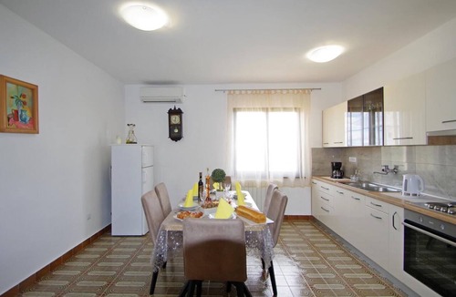 Sajini Apartment | Ruhige Wohnung in dem charmanten Dorf Škitača by Interhome