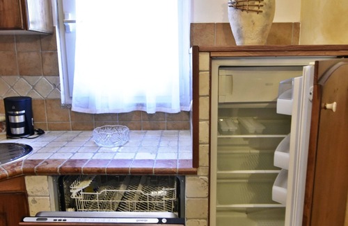 Umag Apartment | Rustic cottage in Umag: WiFi, air conditioning, garden, parking, barbecue