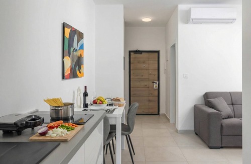 Plomin Apartment | Sea-View Balcony Apt La Health, Plomin, Croatia