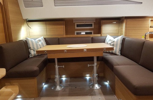 Pirovac Boat Rental | Sibenik Sun-soaked Sailing: A Luxurious Croatian Voyage