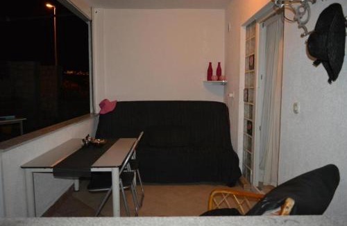 Vrsi Apartment | Studio Apartment in Vrsi with Terrace, Air conditioning, Wi-Fi (4824-1)