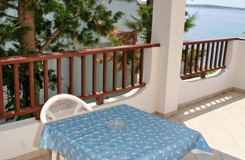 Mandre Apartment | Studio flat near beach Mandre, Pag (AS-4123-a)