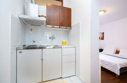 Sukosan Apartment | Studio flat with terrace Sukošan, Zadar (AS-5863-a)