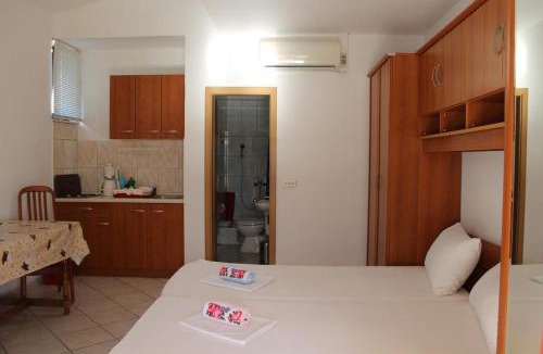 Stankovici Apartment | Studio Orebic 14842c