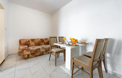Dubrovacko Primorje Apartment | Stunning Apartment In Dubravica