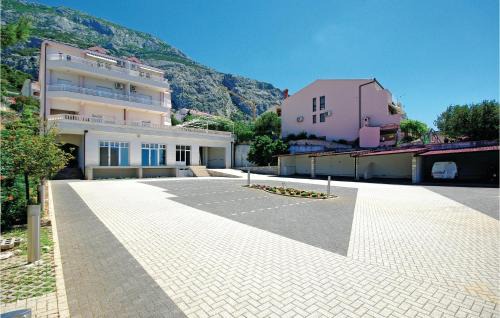 Makarska Apartment | Stunning Apartment In Makarska With Wifi