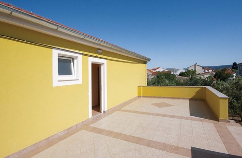 Krapanj Apartment | Stunning apartment in Sibenik with house sea view