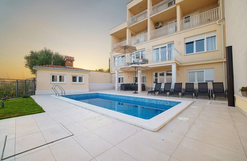 Znjan Apartment | Stunning apartment in Split