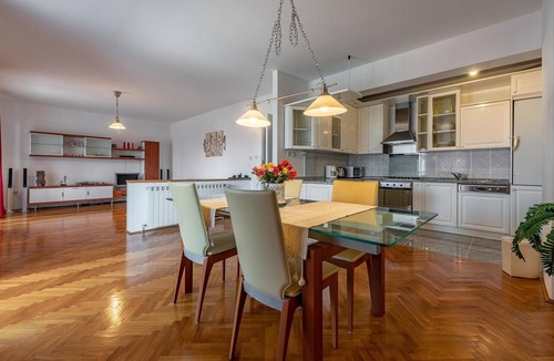 Zadar Apartment | Stunning apartment in Zadar with WiFi