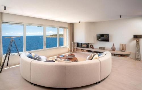 Krizni rat House | Stunning Home In Hvar