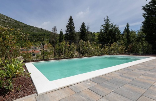 Kremena House | Stunning home in Kremena