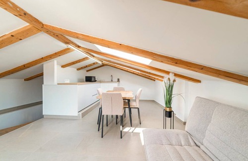 Rab House | Stunning home in Rab with WiFi