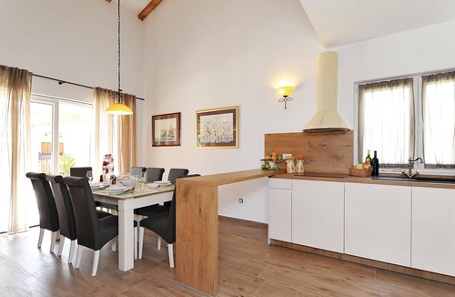 Sibenik House | Stunning home in Sibenik