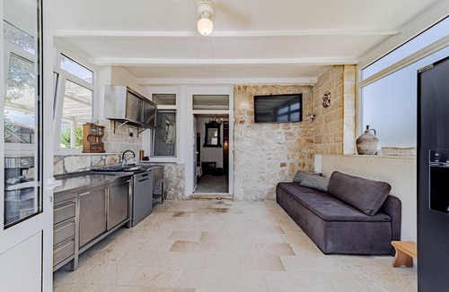 Kobas House | Stunning home in Ston