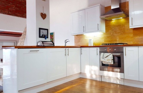 Prigradica House | Stunning private villa for 6 people with private pool, WIFI, A/C, TV and terrace
