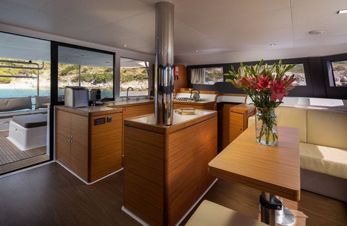 Primosten Boat Rental | Sun-Kissed Sailing Adventure in Sibenik, Croatia