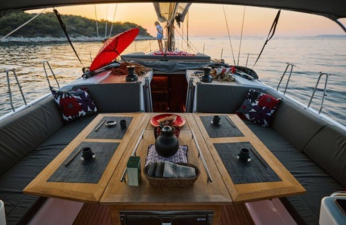 Primosten Boat Rental | Sun-Kissed Sailing Adventure in Sibenik, Croatia