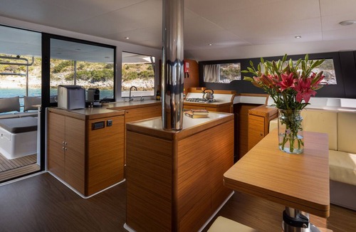 Primosten Boat Rental | Sun-Kissed Sailing Adventure in Sibenik, Croatia