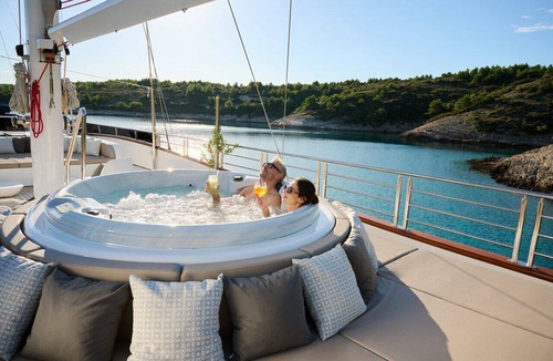 Split Boat Rental | Sun-Kissed Sailing Adventure in Split, Croatia