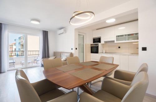 Istok Apartment | Sunny Apartment Jakovina 1