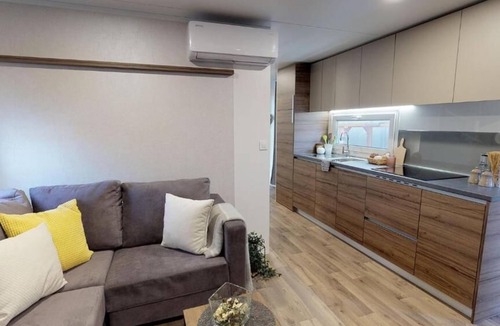 Tuhelj House | Terme Tuhelj Glamping Village: Vita Couple Mobile Home for 2 People
