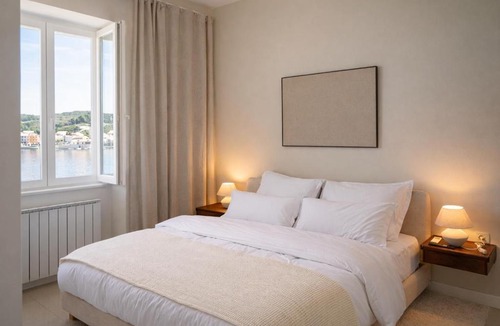Vis Apartment | The Wave Seafront Apartment Vis