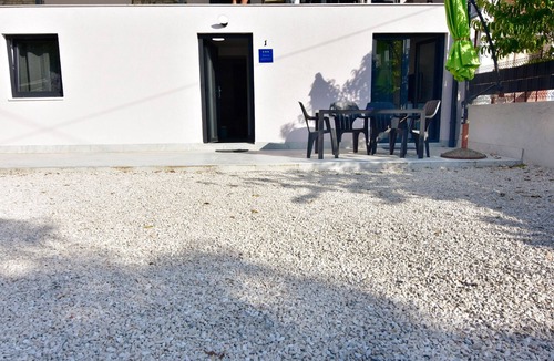 Buje Apartment | Three bedroom apartment with terrace Plovanija, Central Istria - Središnja Istra (A-23660-a)