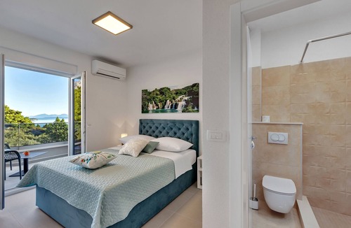 Podgora Apartment | Three bedroom apartment with terrace and sea view Podgora, Makarska (A-18920-b)