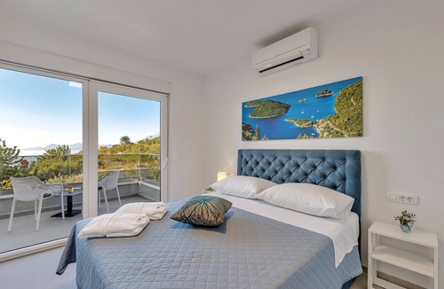 Podgora Apartment | Three bedroom apartment with terrace and sea view Podgora, Makarska (A-18920-b)