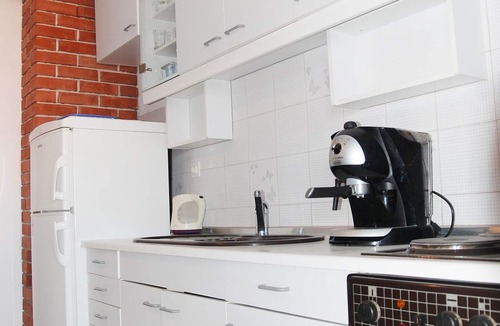 Supetar Apartment | Three bedroom apartment with terrace and sea view Supetar, Brač (A-5667-c)