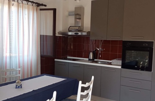 Vrbanj Apartment | Three bedroom apartment with terrace and sea view Basina, Hvar (A-4620-a)
