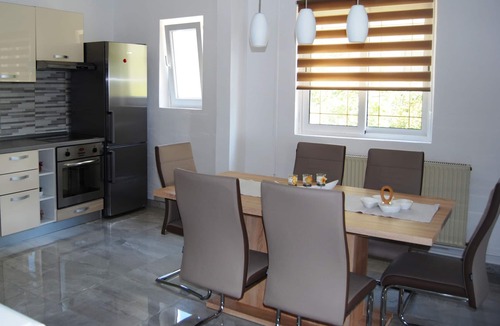 Zavalatica Apartment | Three bedroom apartment with terrace and sea view Zavalatica, Korčula (A-4420-a)