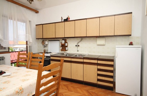 Kali Apartment | Three bedroom apartment with terrace and sea view Kali, Ugljan (A-8319-a)